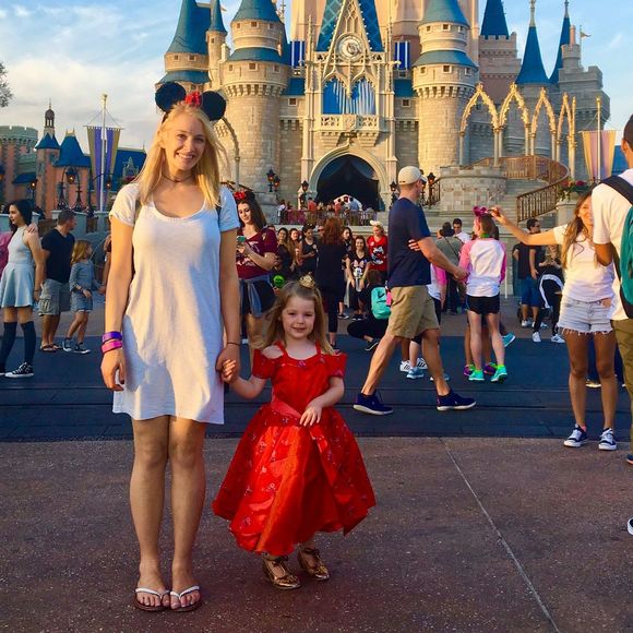 Meet your Posher, Emily - Picture 1 of 1